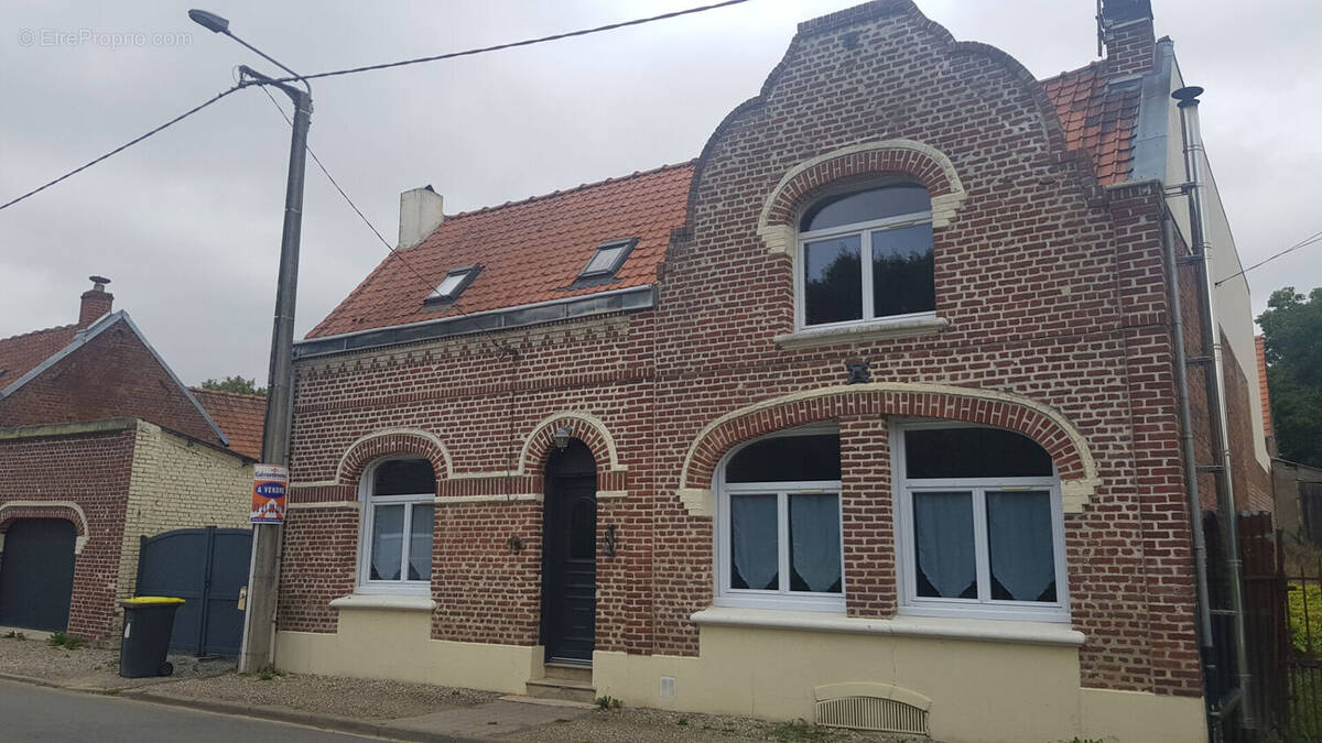 Maison à PUISIEUX