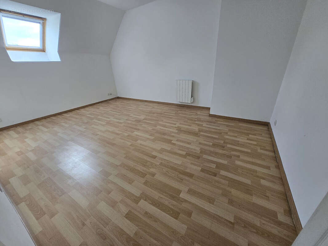 Maison à LE TREVOUX