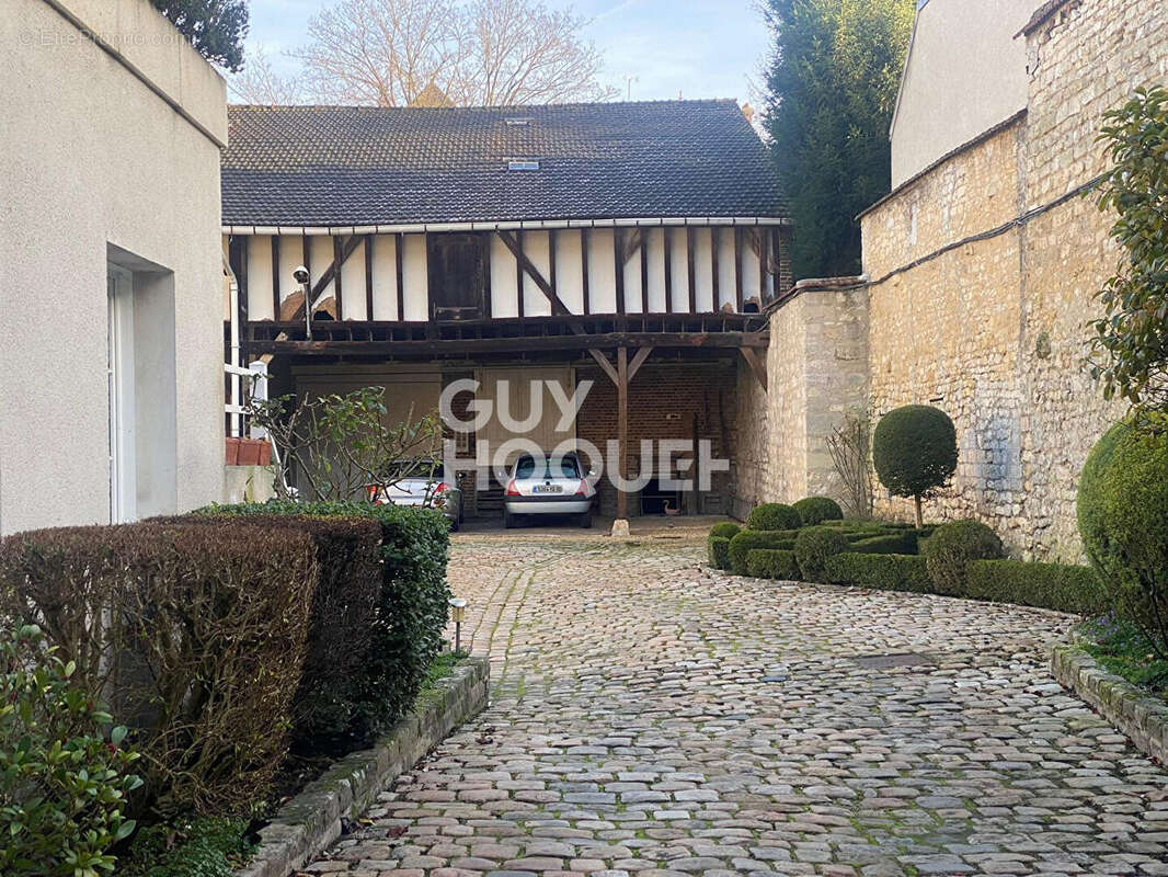 Appartement à COMPIEGNE