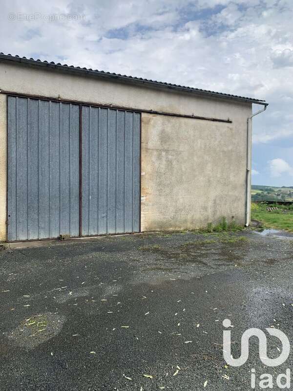 Maison 150 m² à Saint-Vivien-De-Monsegur  - photo 2