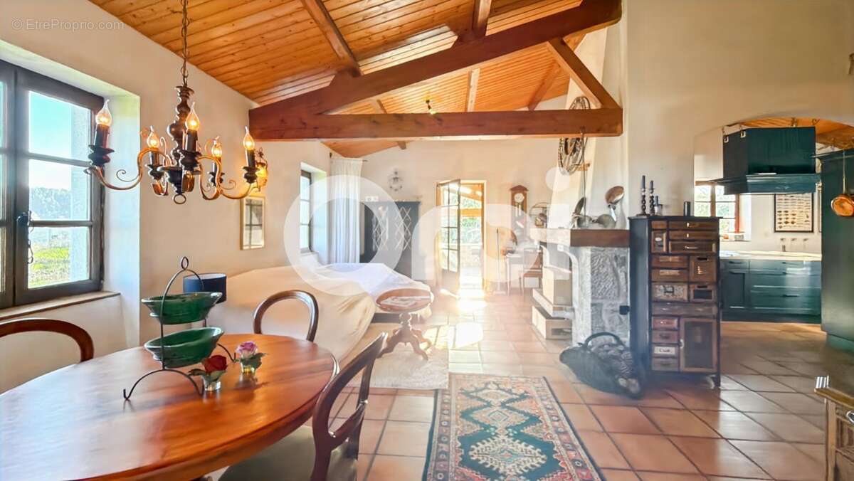 Maison à BANNE