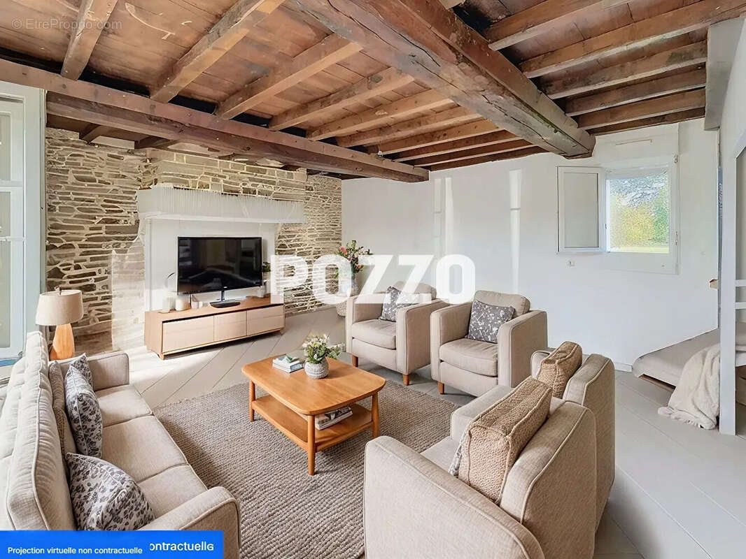 Maison à SAINT-HILAIRE-DU-HARCOUET