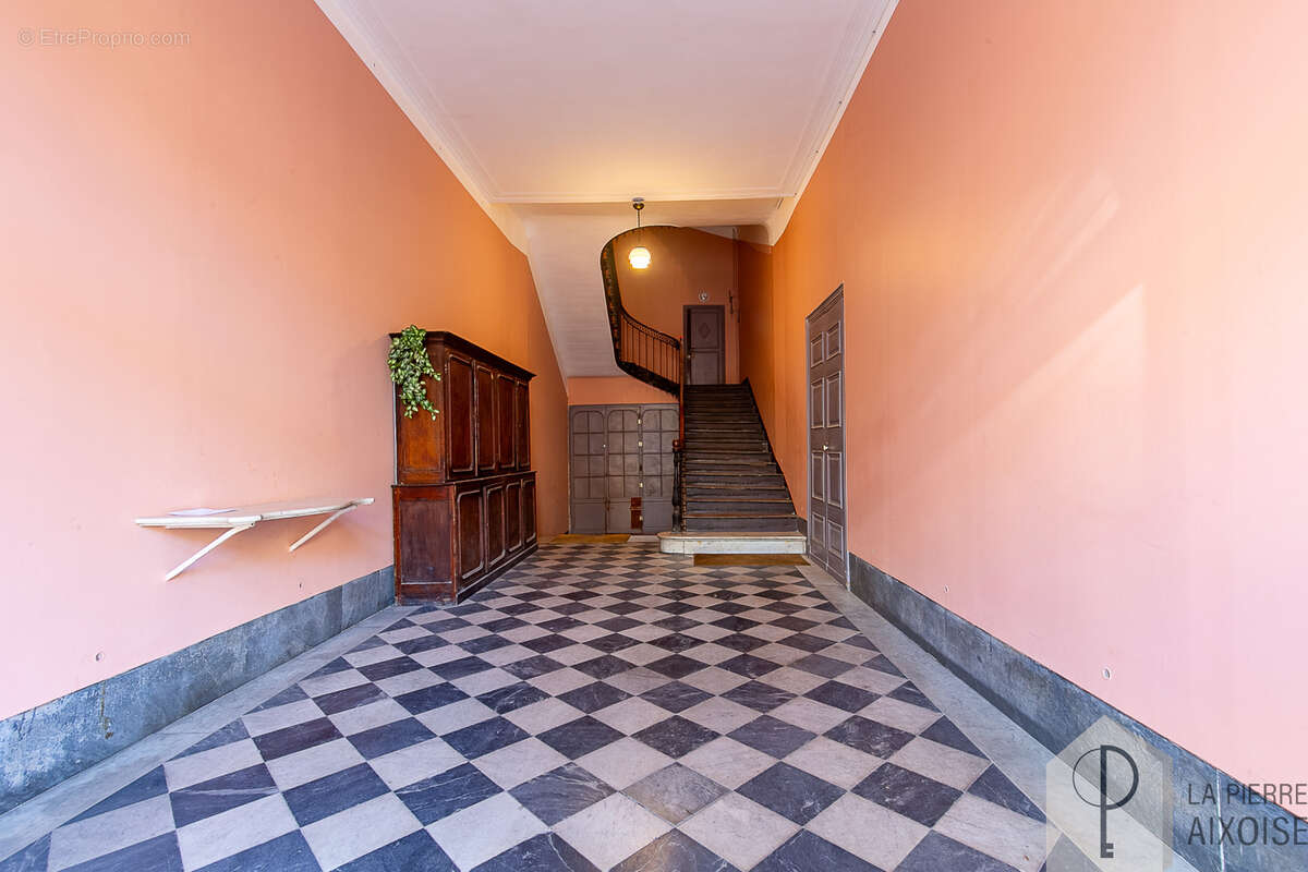 Appartement à AIX-EN-PROVENCE