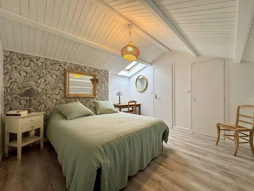 Chambre - Maison à SAINT-GILLES-CROIX-DE-VIE