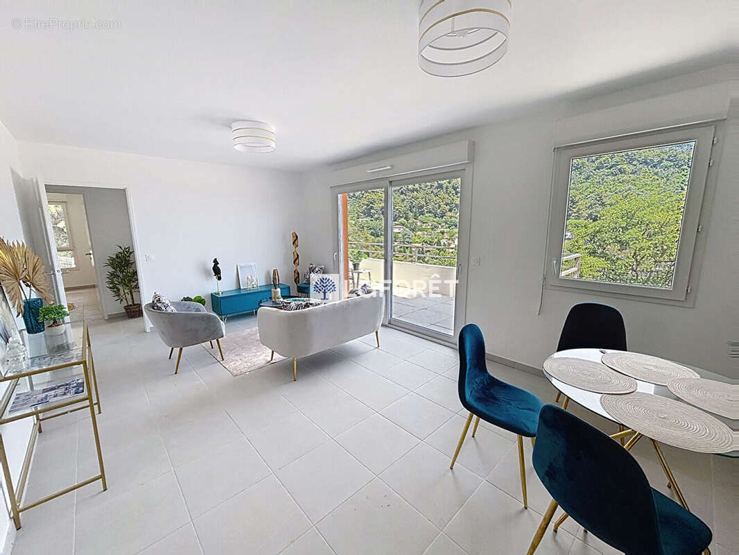 Appartement à MENTON