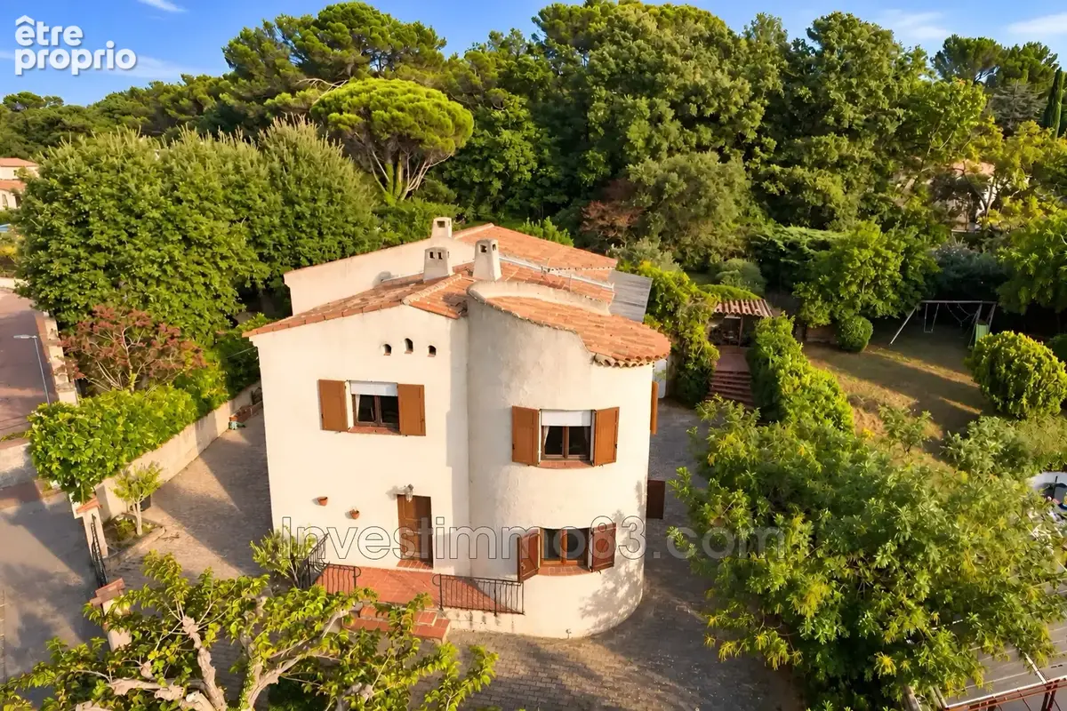 Photo Maison à Bouc-Bel-Air au prix de 640 000€