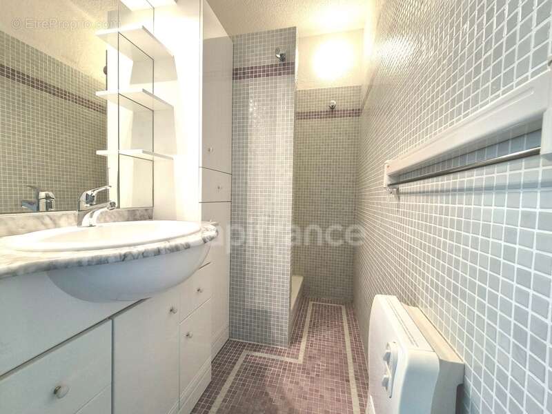 Appartement à SIX-FOURS-LES-PLAGES