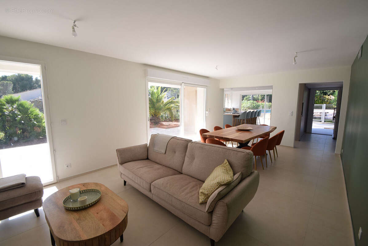 Maison à SAINT-RAPHAEL