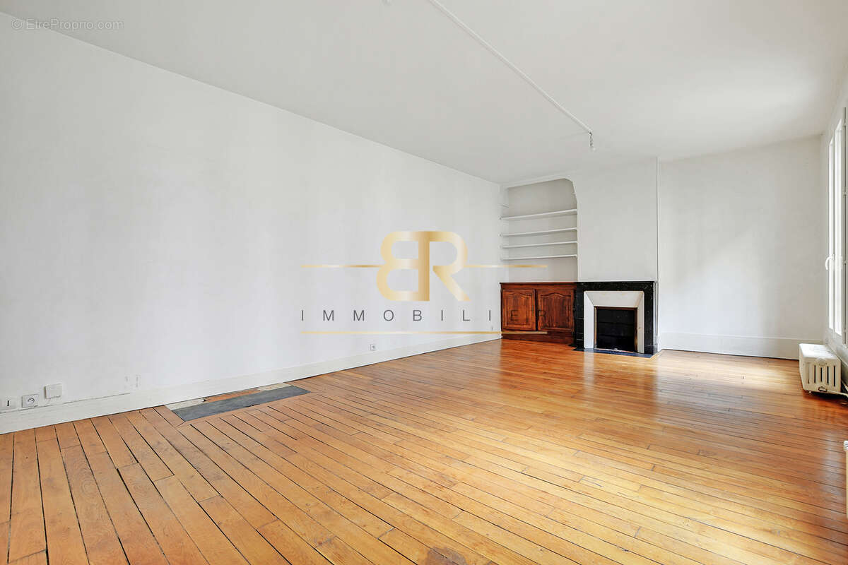 Appartement à PARIS-19E