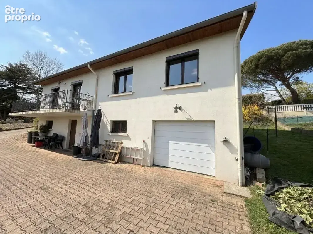 Maison sur sous-sol complet avec jardin sur les hauteurs - photo 12