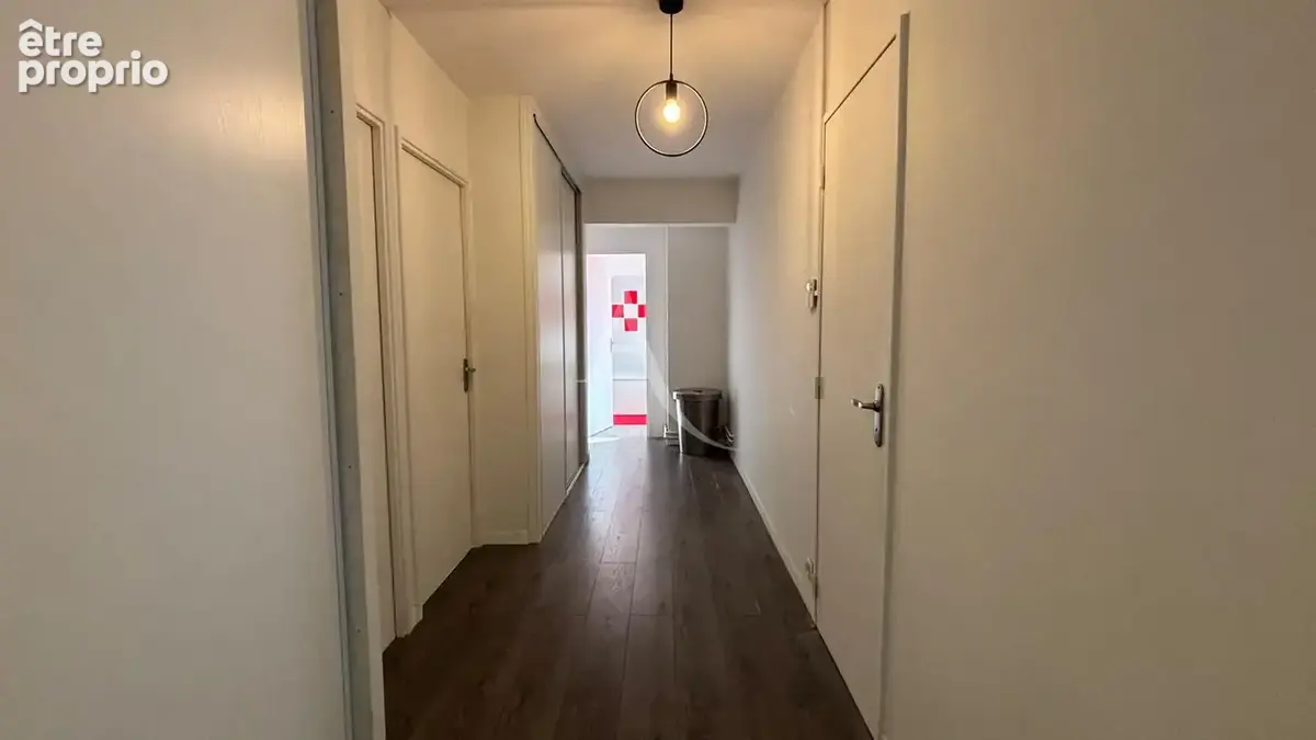 Appartement familial 5 pièces avec stationnement et 4 chambres - photo 6