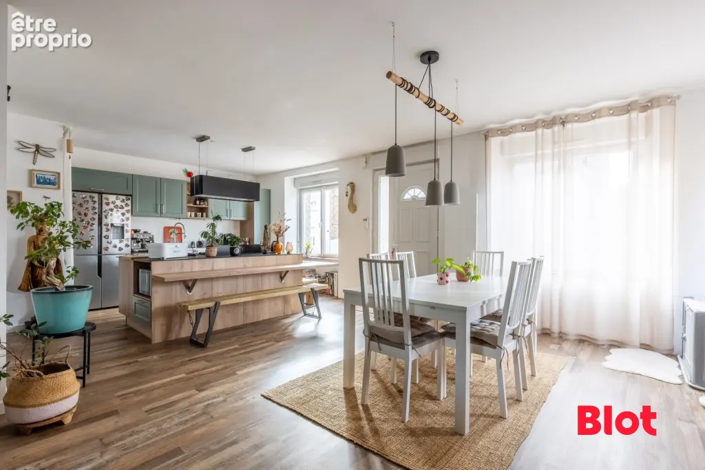 Maison 6 pièces 131 m² à vendre à Montreuil-Sur-Ille (35440) - photo 4