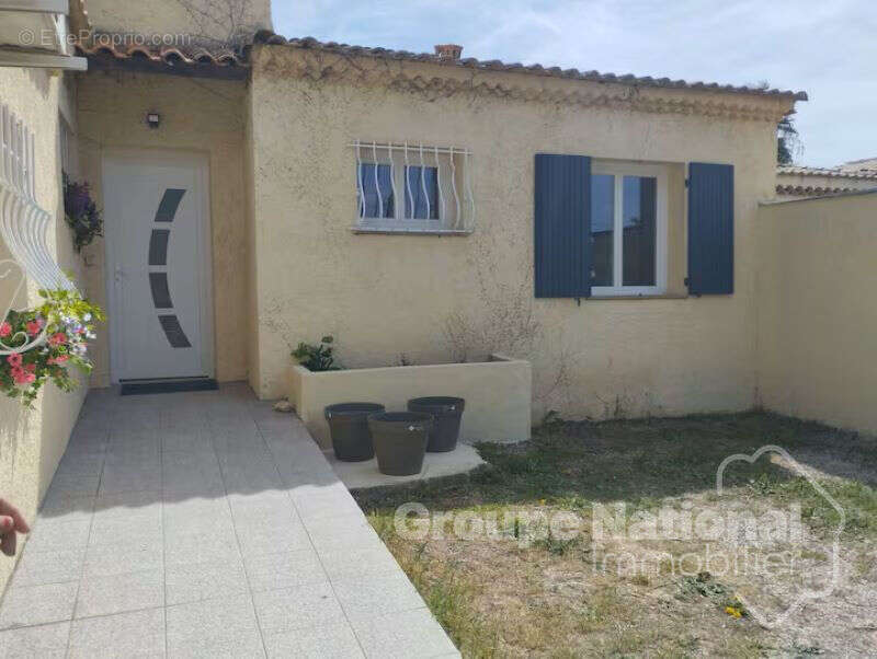 Maison à SAINT-VICTORET