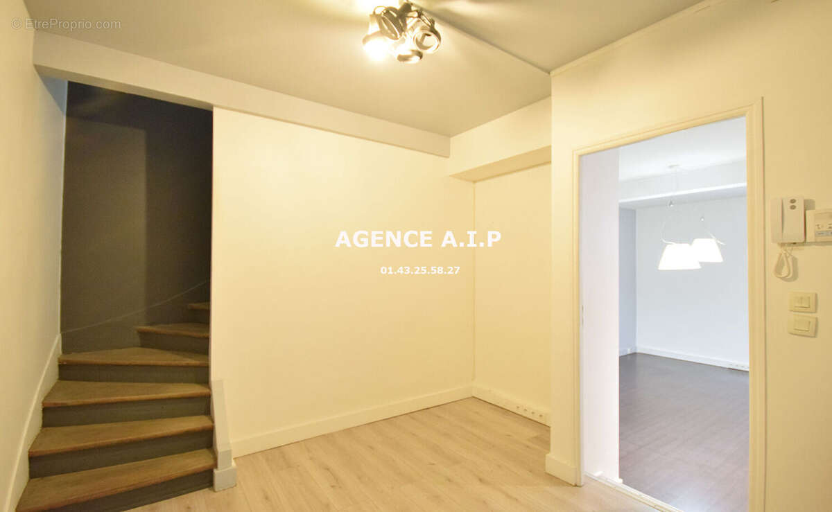 Commerce à PARIS-10E