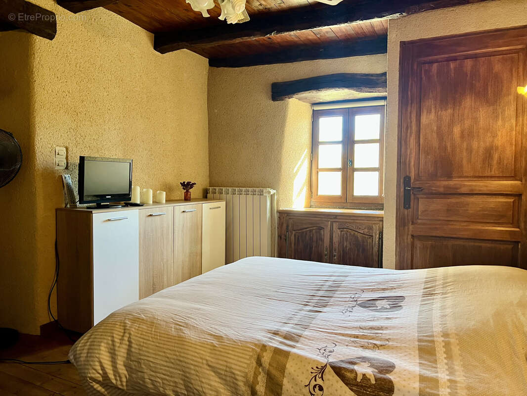 Maison à SALVAGNAC-CAJARC