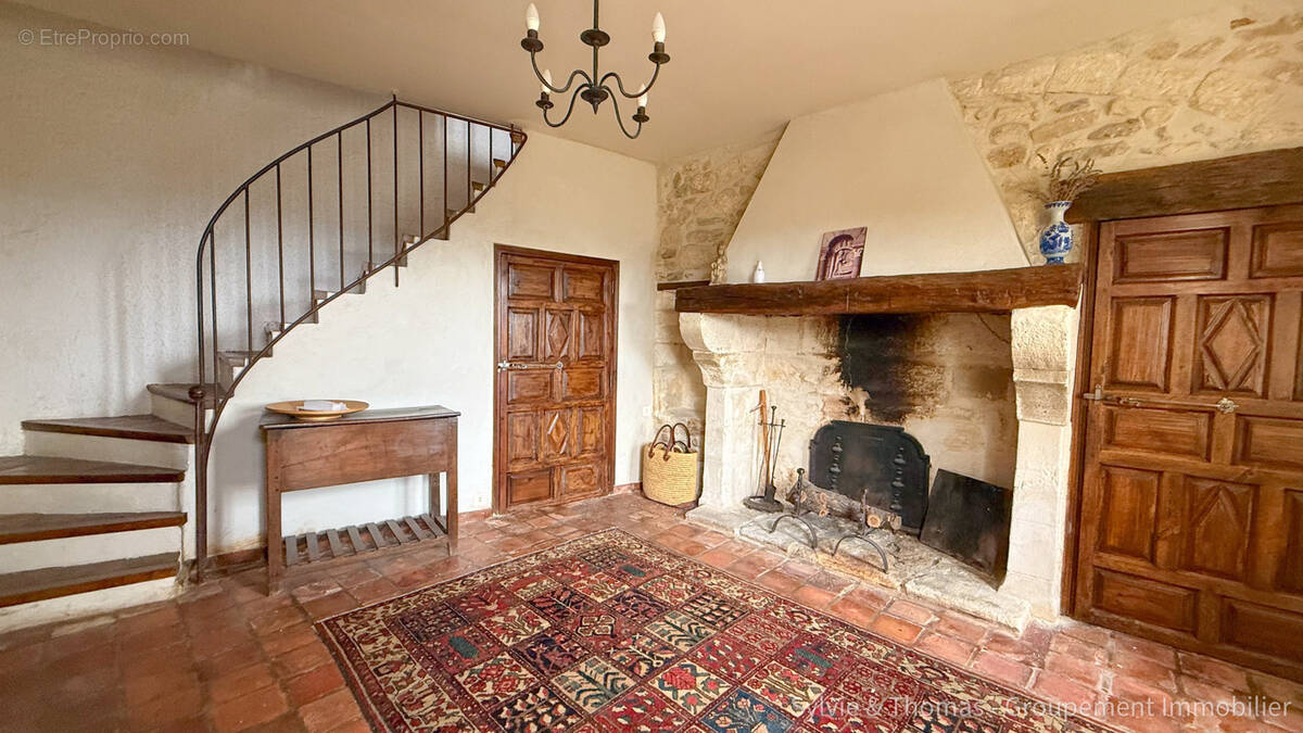 Maison à LES ANGLES