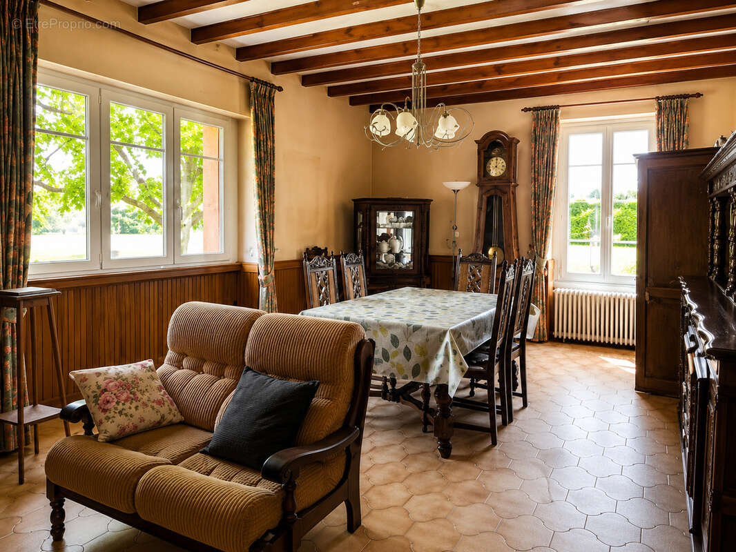 Maison à LES CLOUZEAUX