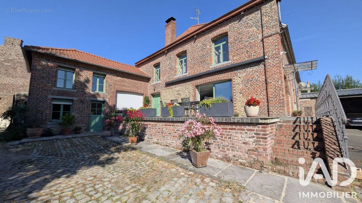 Photo 1 - Maison à HERGNIES
