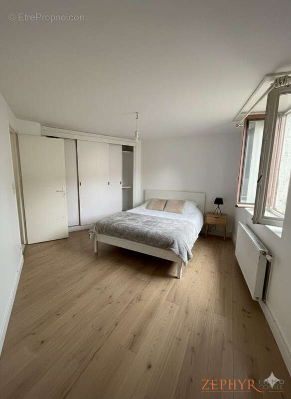Appartement à L'ARBRESLE