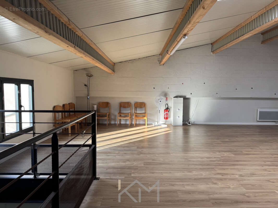 Commerce à SAINT-BENOIT