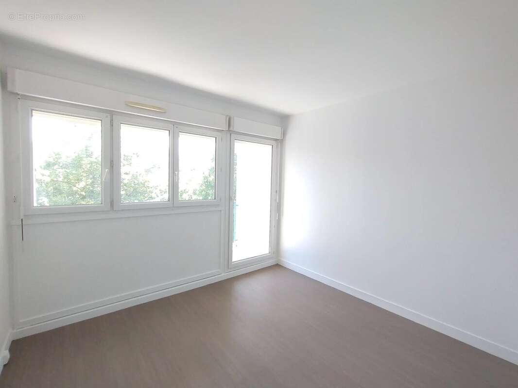 Appartement à AUBERGENVILLE