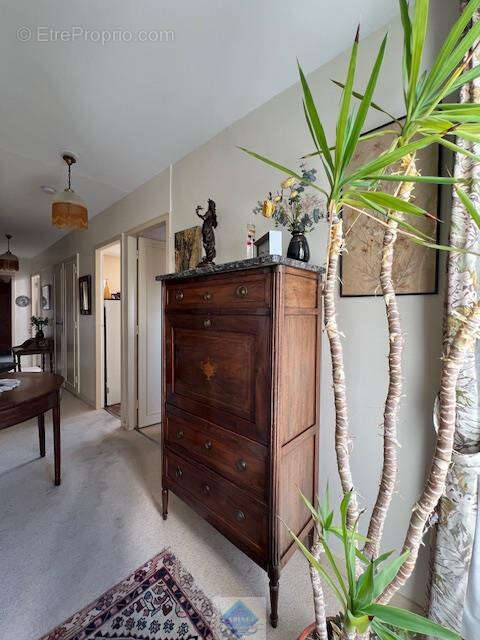 Superbe appartement t4 80m2 - ascenseur - terrasse plein sud - photo 12
