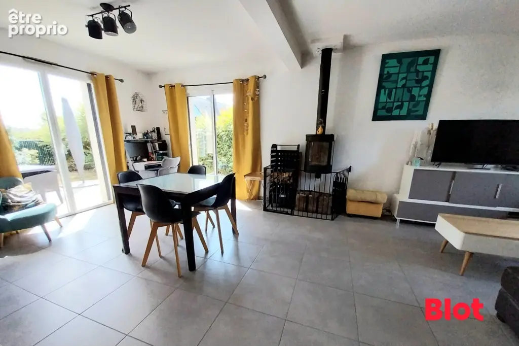 Maison 142 m² à Parthenay-De-Bretagne  - photo 2