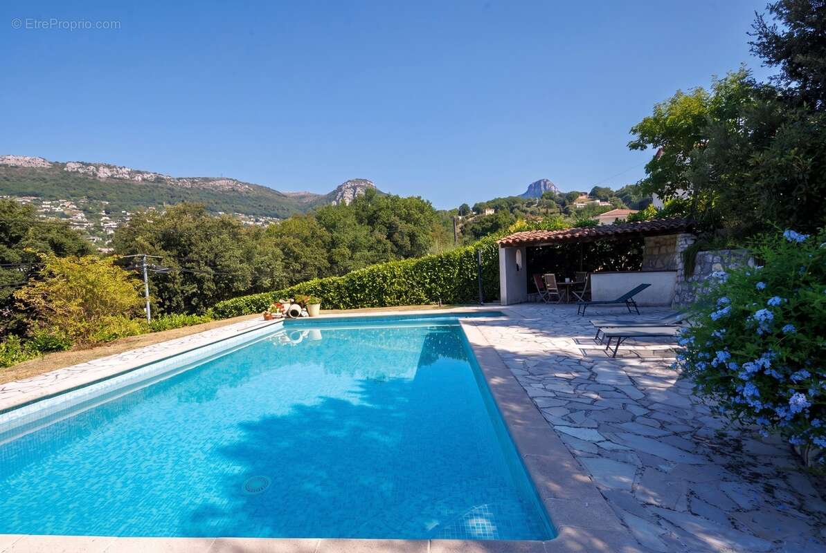 Maison 161 m² à Vence  - photo 11