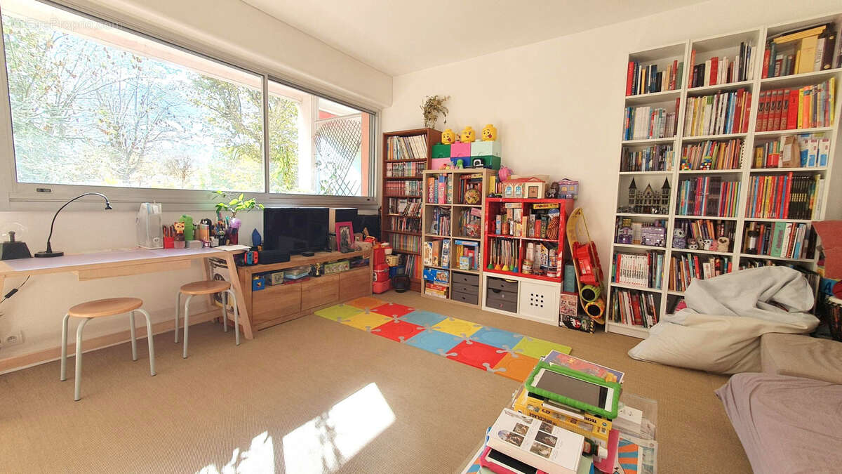 Appartement à GARCHES