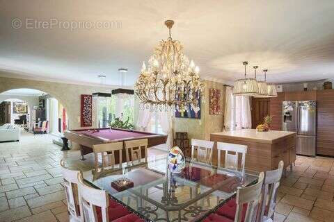 Maison à LA CROIX-VALMER