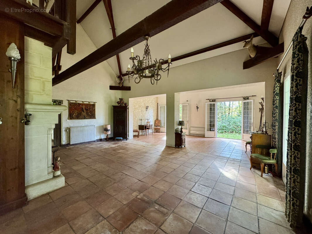 Maison à MARTIGNAS-SUR-JALLE