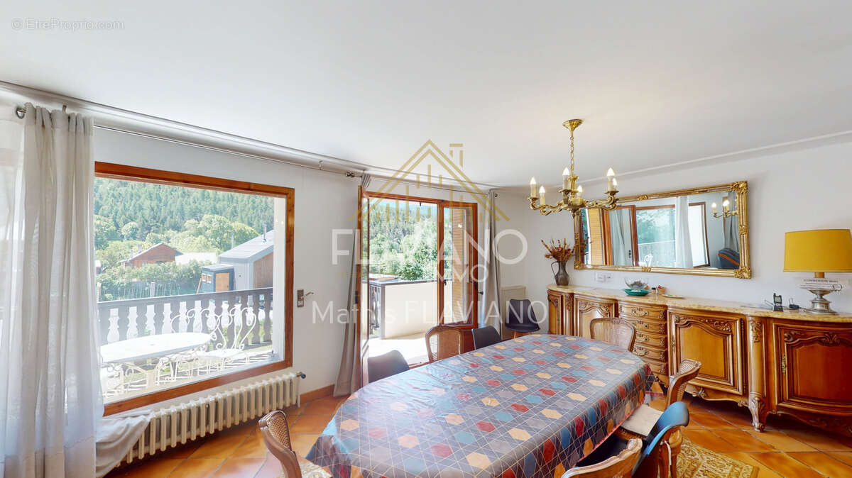 Appartement à BARCELONNETTE