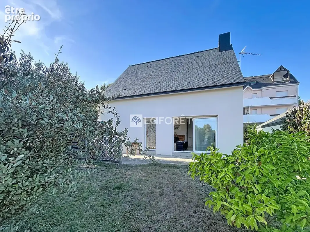 Photo Maison à Auray au prix de 393 750€