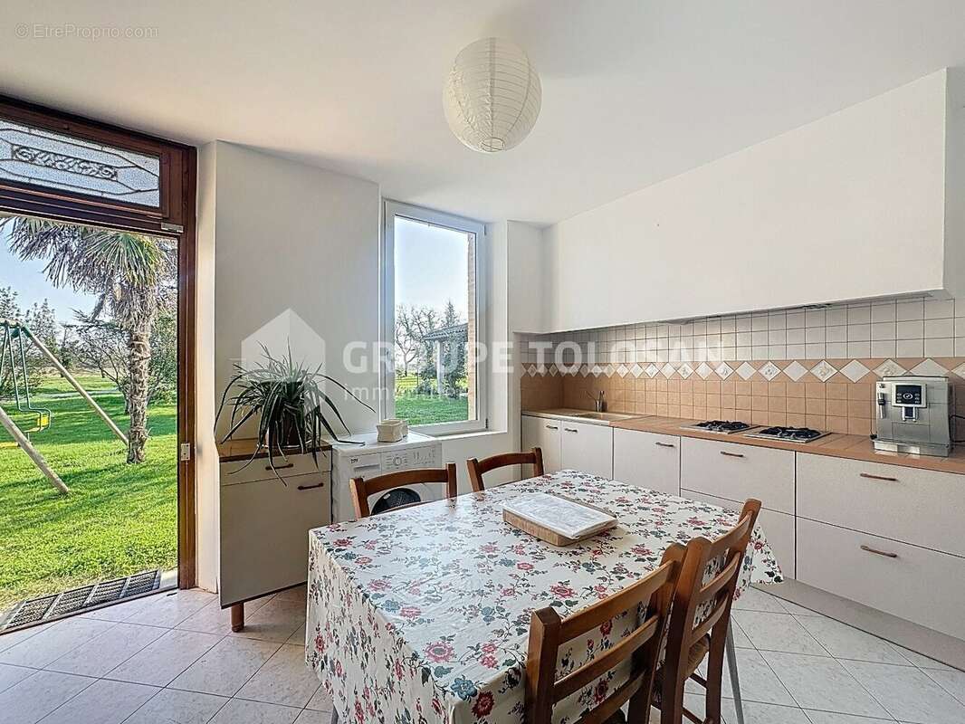 Maison à SAINT-SULPICE