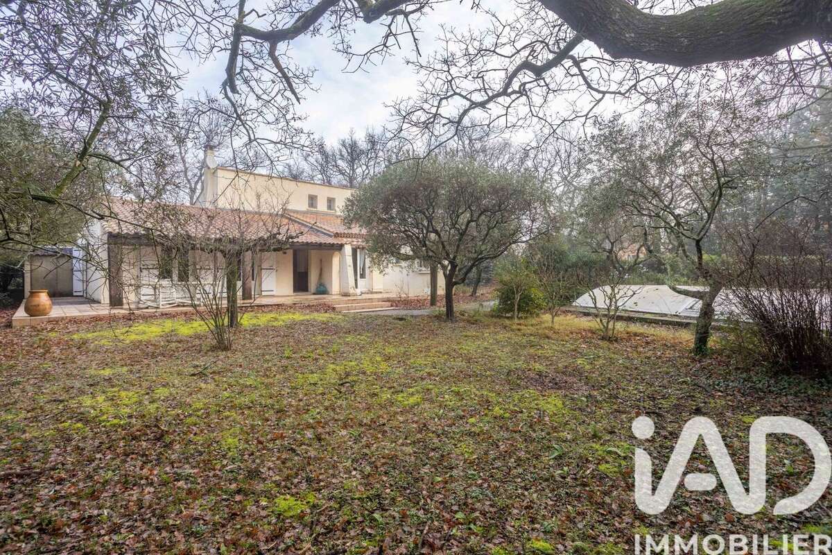 Photo 2 - Maison à ROCHEFORT-DU-GARD