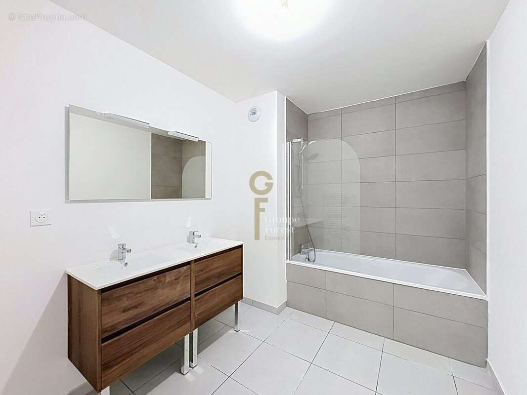Appartement à CROIX