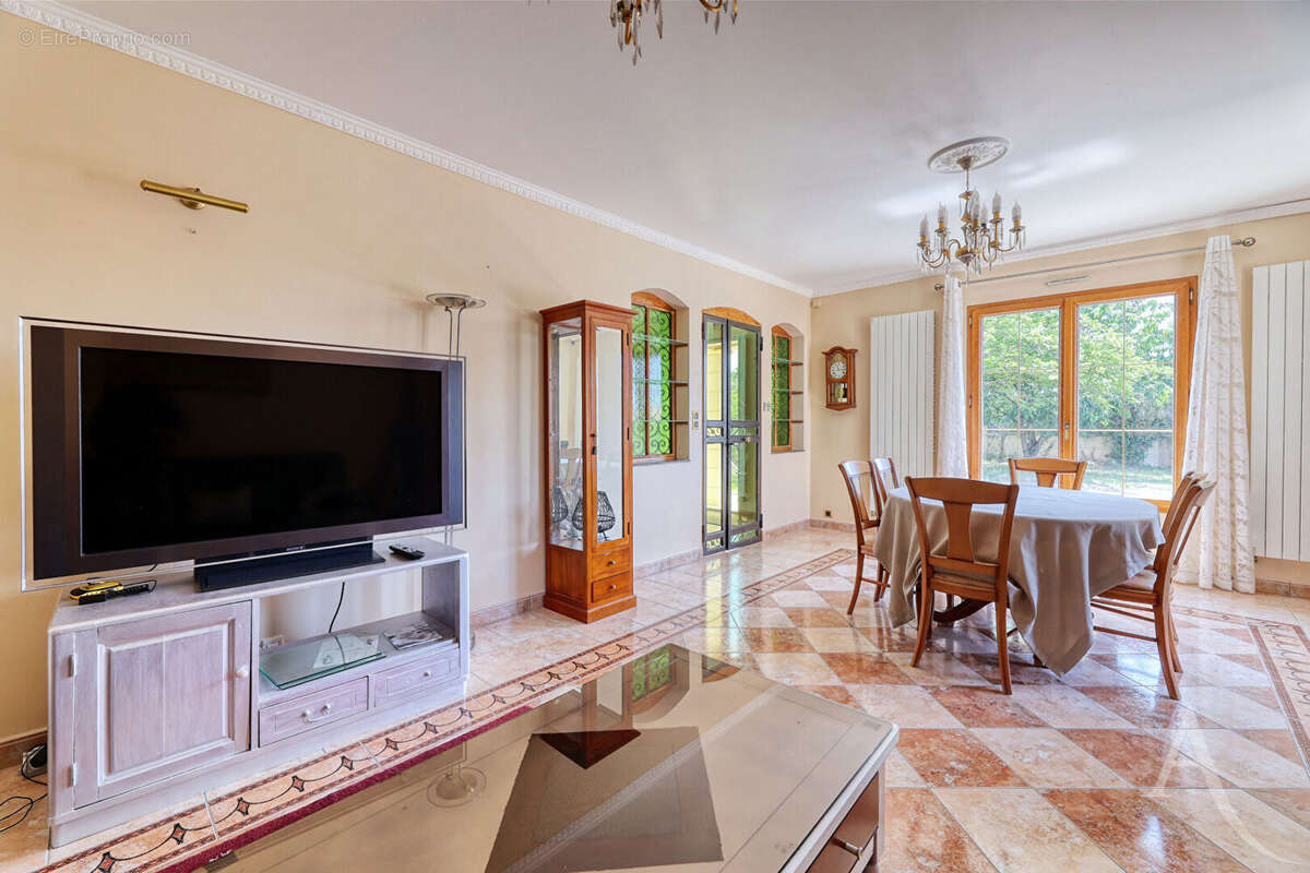 Maison Montaigu centre - photo 5