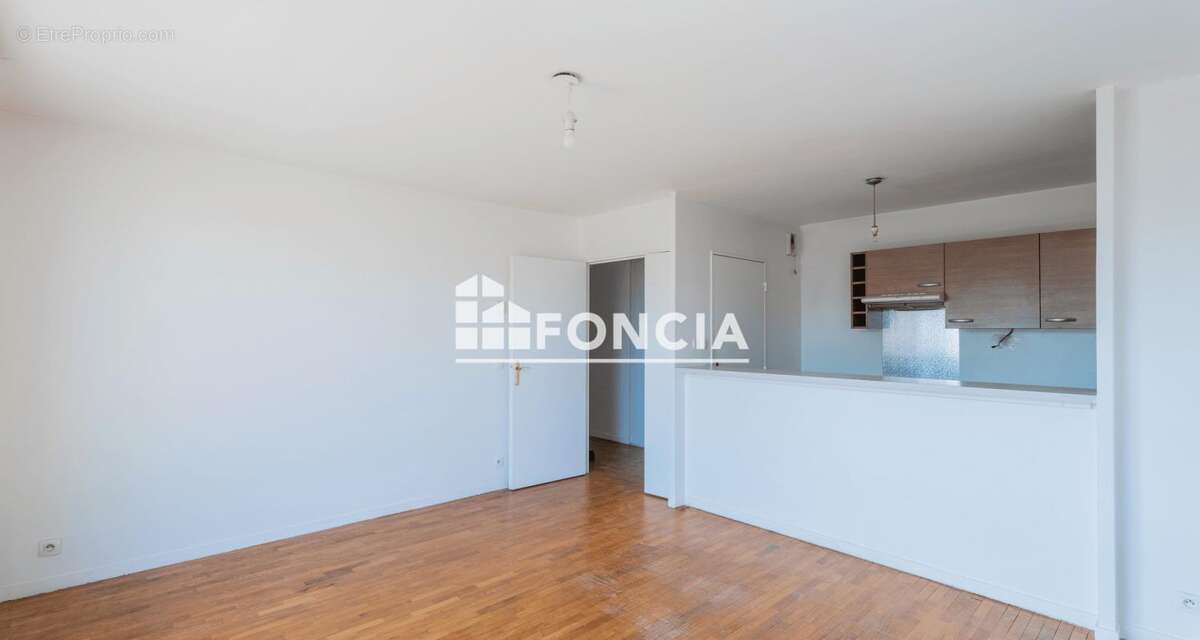 Appartement à SAINT-DENIS