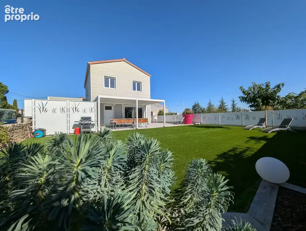 Villa contemporaine, ossature bois de 160 m2- 5 chambres- jardin -jacuzzi - photo 1