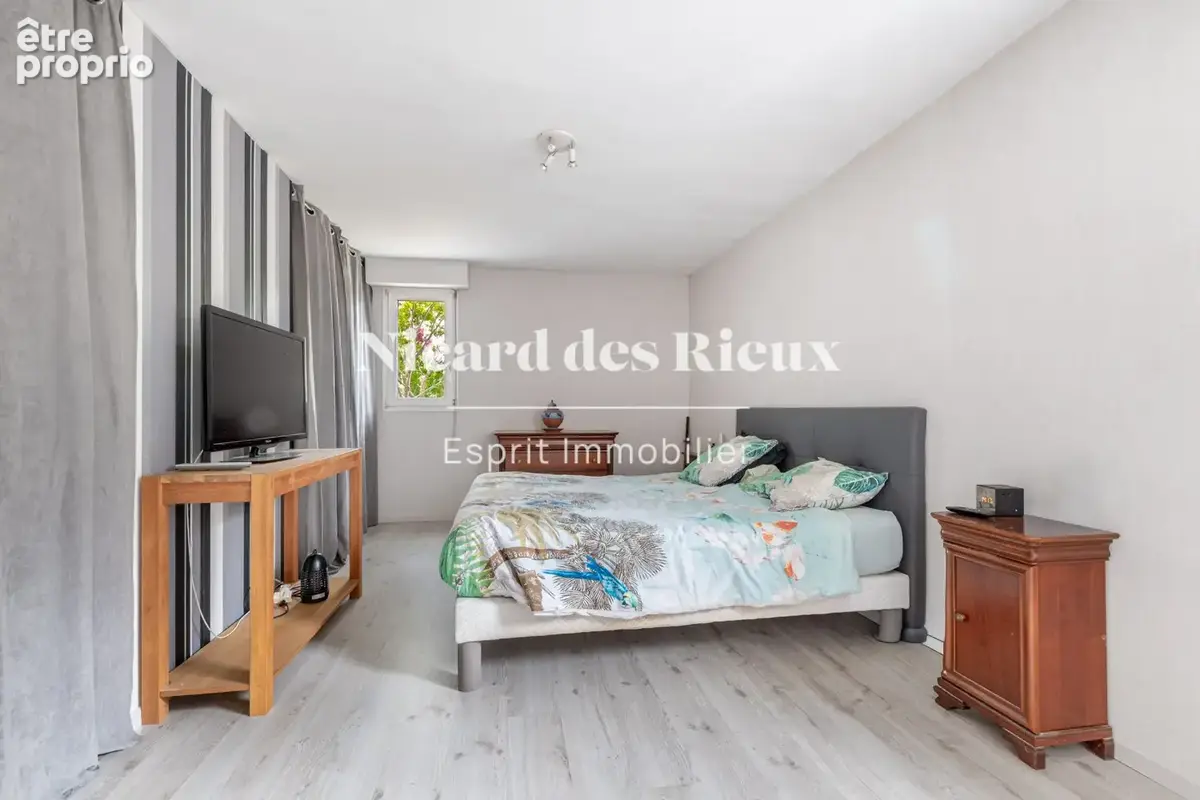 Maison 7 pièces 265 m² à vendre à Panazol (87350) - photo 9