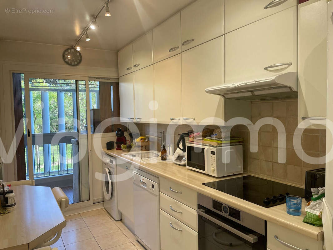 Appartement à MARSEILLE-9E