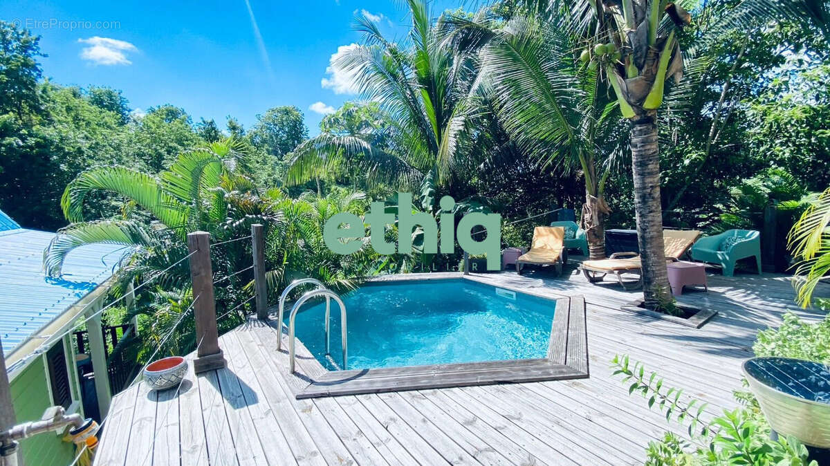 Maison à SAINTE-ANNE