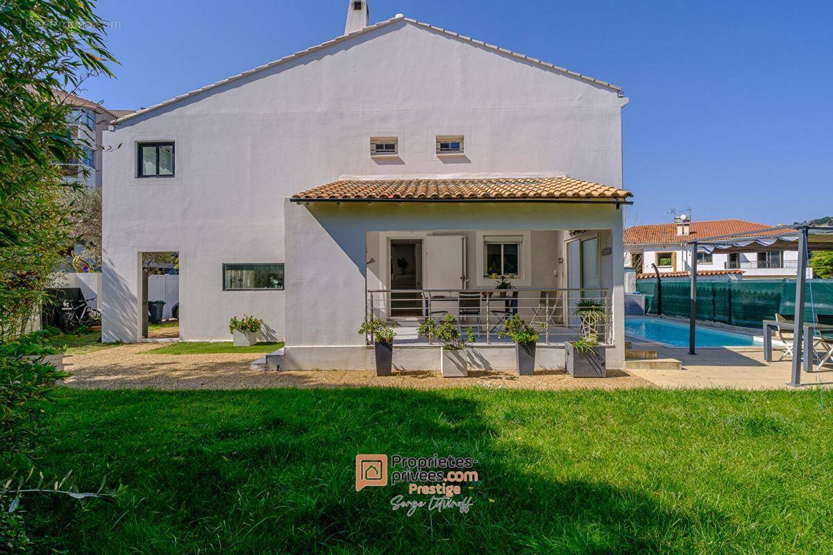 Maison à MARSEILLE-8E