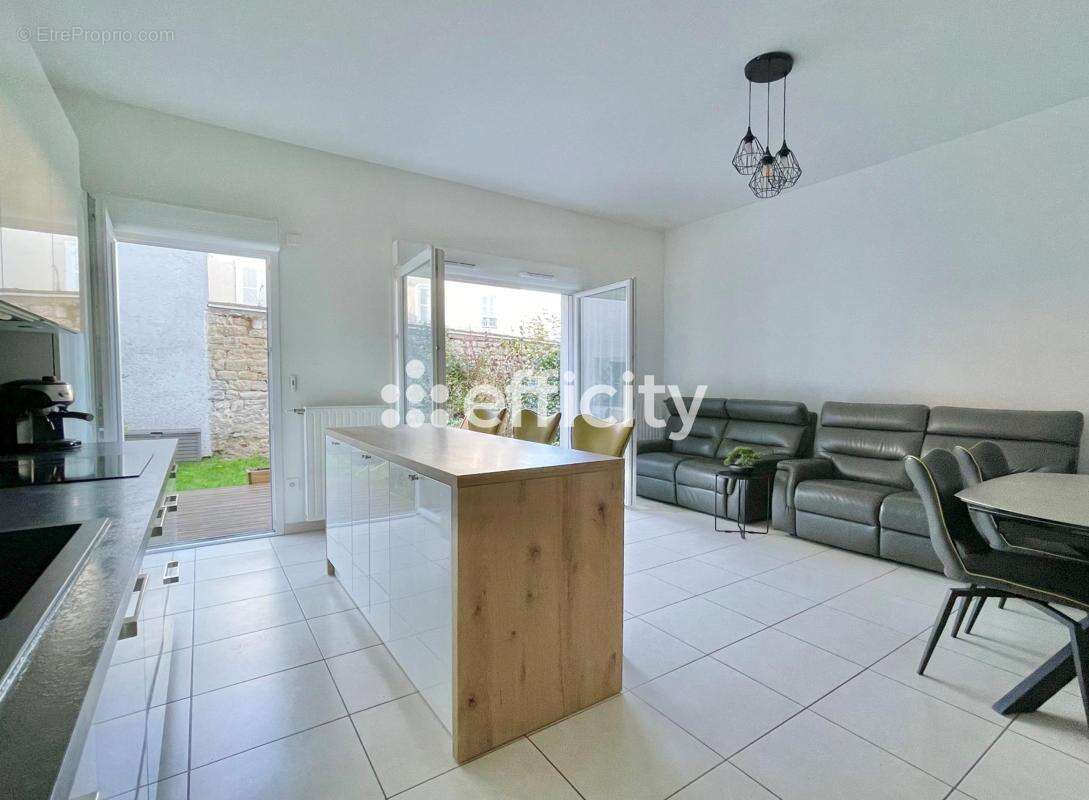 Maison à BOURG-LA-REINE