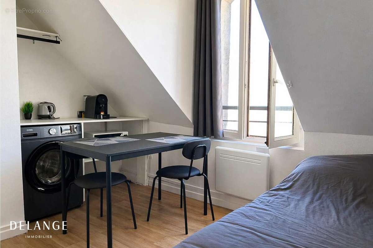 Appartement à PARIS-11E