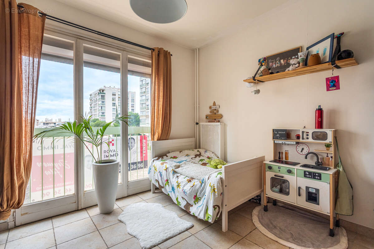 Appartement à LA VALETTE-DU-VAR