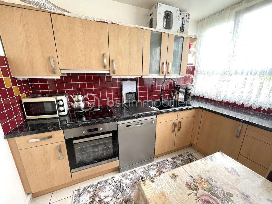 Appartement à SAINT-MICHEL-SUR-ORGE