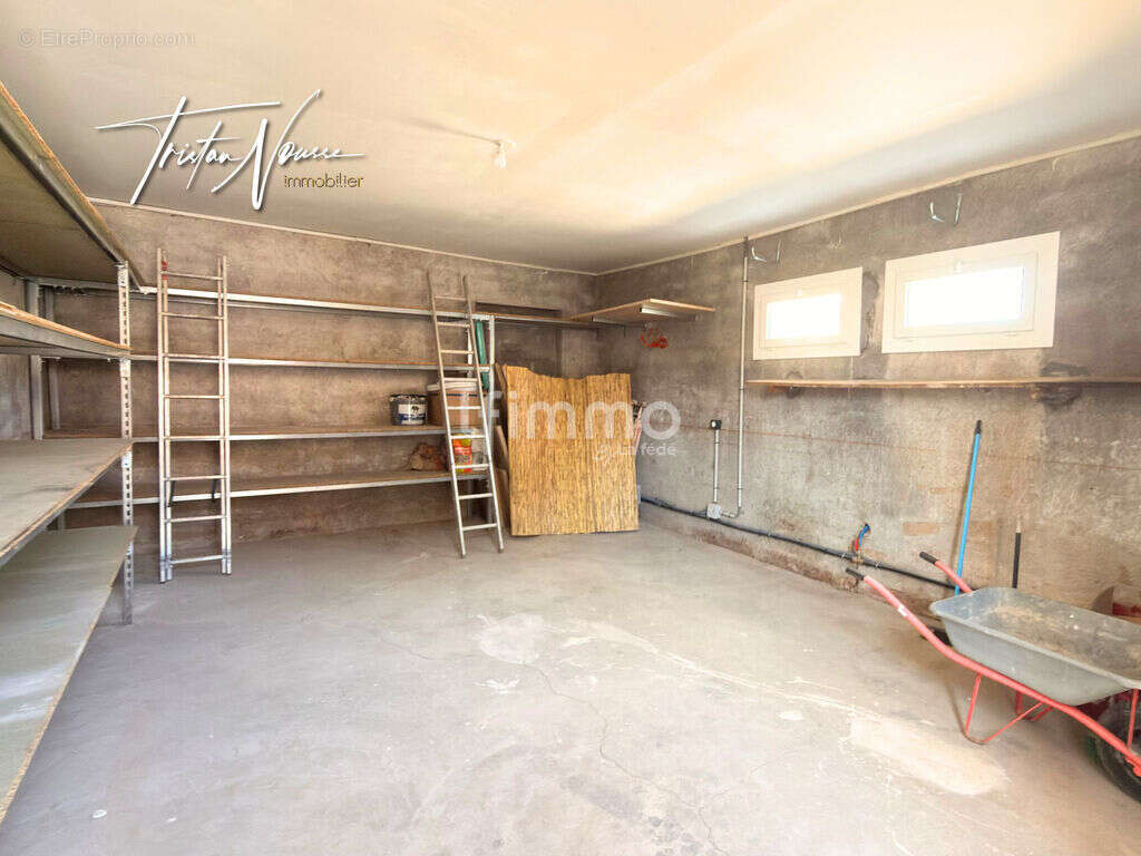 Maison 3 faces de plain pied - 89 m2 - 3 chambres - Ortaffa - photo 12