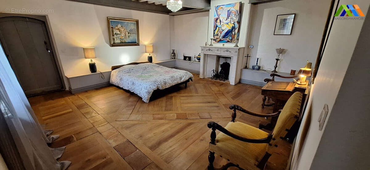 Maison 347 m² à Seissan  - photo 2