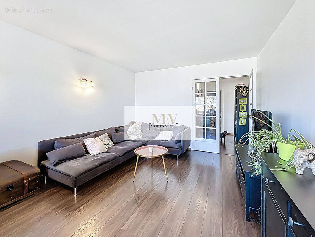 Appartement à BRY-SUR-MARNE